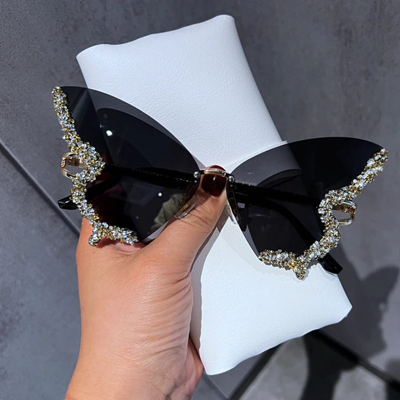 Luxuriöse Schmetterlingsbrille