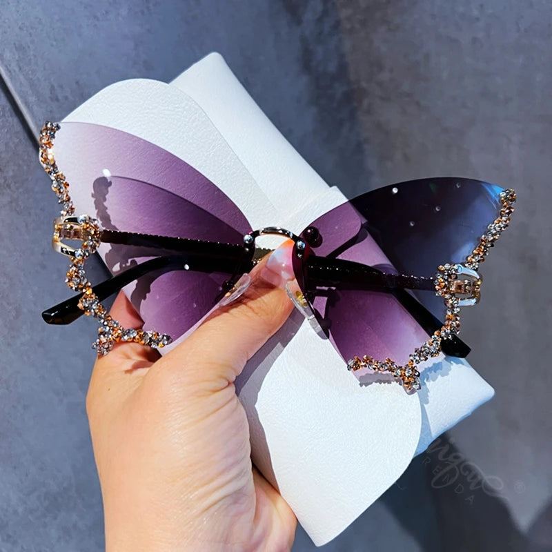 Luxuriöse Schmetterlingsbrille