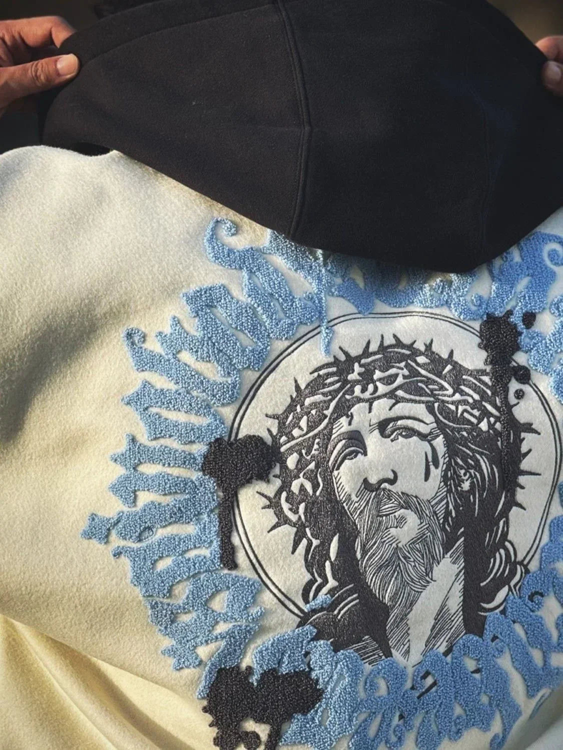 Chaqueta bordada pesada