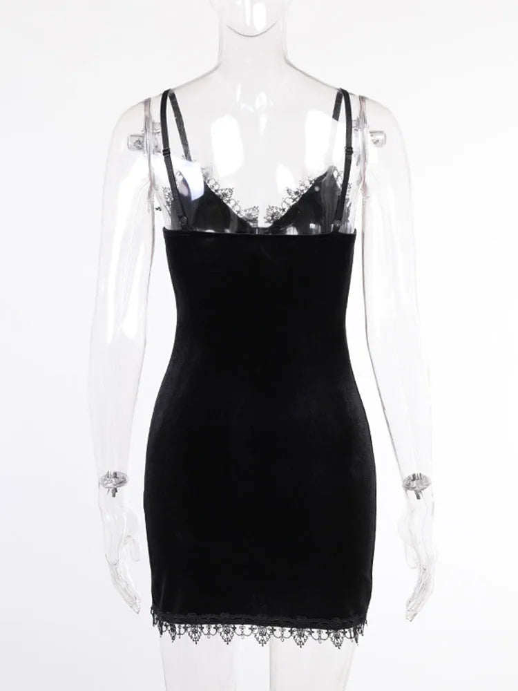Schwarzes Gothic Kleid – Dark Cross