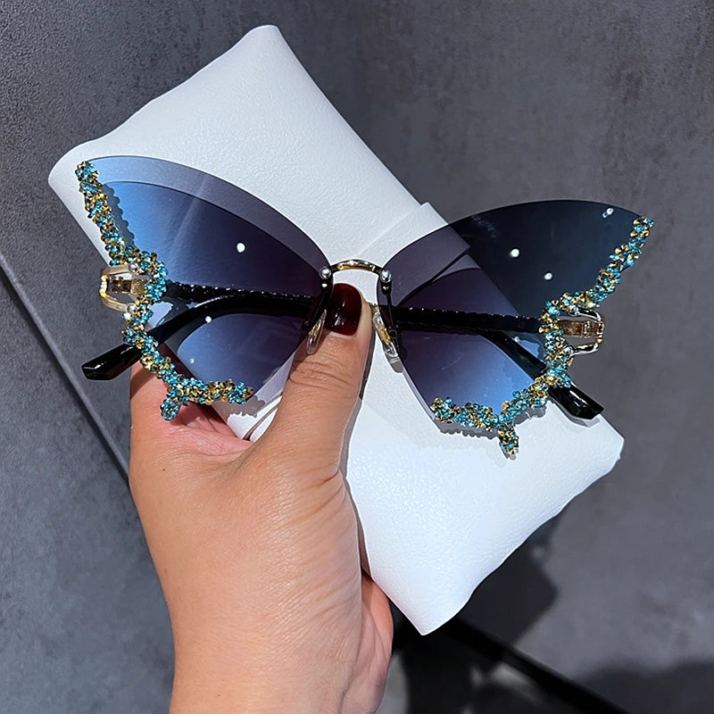Luxuriöse Schmetterlingsbrille